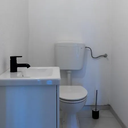 Bogomila Apartment *